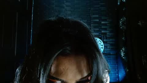 hecate_doll online show from June 3, 2026, 2:33 pm
