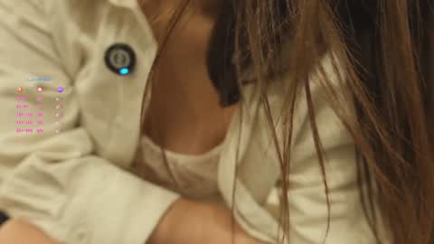 Snapshot of hee_jeen chatting on November 3, 2025, 5:14 pm Jeen online show from November 3, 2025, 5:14 pm