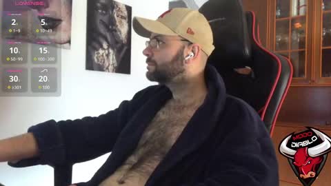 Snapshot of heels4funn chatting on February 24, 2025, 8:17 am Fran online show from February 24, 2025, 8:17 am