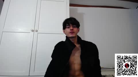 hefestion_ online show from October 20, 2025, 8:31 pm