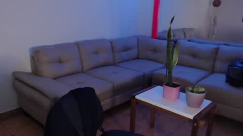 hefesto_69 online show from December 2, 2024, 9:28 pm