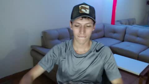 hefesto_69 online show from February 26, 2025, 12:38 am