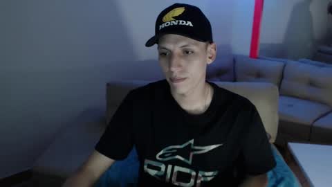 hefesto_69 online show from March 8, 2025, 11:18 pm