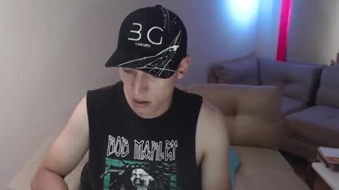 hefesto_69 online show from September 11, 2025, 8:31 pm