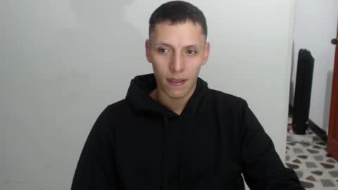 hefesto_69 online show from October 24, 2025, 3:36 am