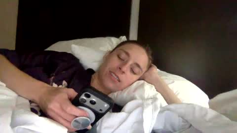 heidi_is_here_72 online show from July 29, 2026, 3:21 pm