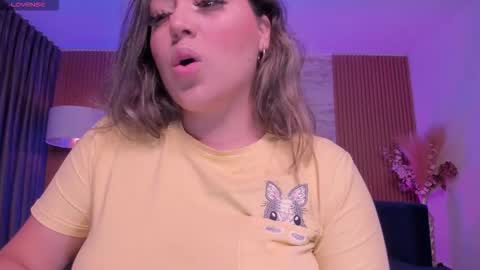 Heidy online show from November 14, 2025, 4:44 am