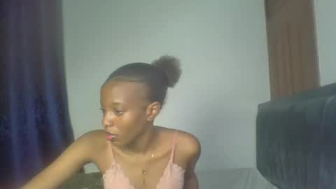heilybunny online show from April 19, 2026, 9:06 pm