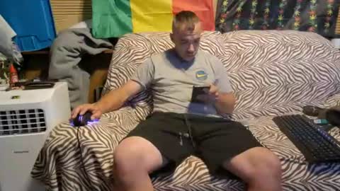 Snapshot of heisherrmann chatting on July 5, 2026, 7:59 am xxScubaStevexx online show from July 5, 2026, 7:59 am