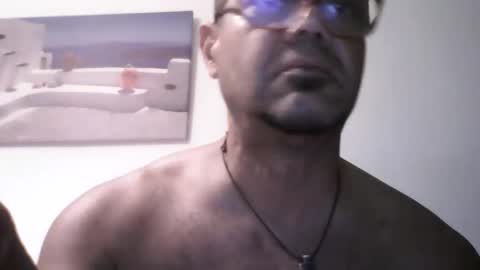 Heist Stein online show from May 1, 2026, 5:23 am
