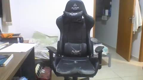 Snapshot of heitorcp1 chatting on January 17, 2026, 3:33 am heitorcp1 online show from January 17, 2026, 3:33 am