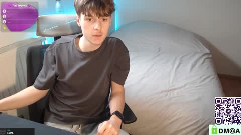 Snapshot of hel0n chatting on January 9, 2026, 10:29 am Check link in my bio online show from January 9, 2026, 10:29 am