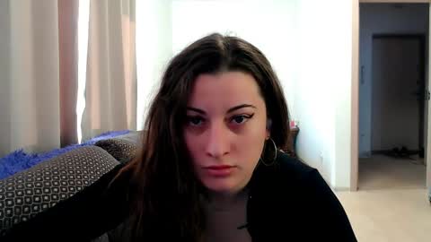 helen_adams_ online show from May 10, 2026, 4:50 am