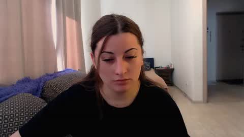 Snapshot of helen_adams_ chatting on June 23, 2026, 4:54 am helen_adams_ online show from June 23, 2026, 4:54 am