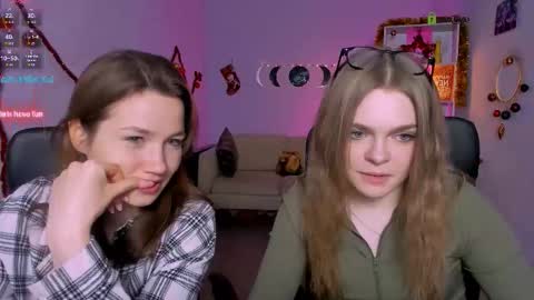 helen_shineee online show from January 8, 2026, 8:22 pm