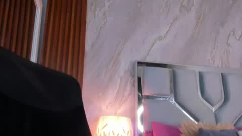 Snapshot of helena_santos01 chatting on July 5, 2026, 11:06 am Helena Santos online show from July 5, 2026, 11:06 am