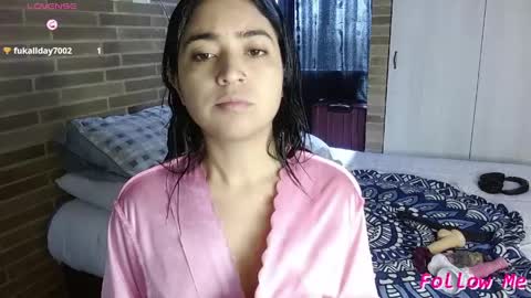  Only 18 cyrus online show from April 5, 2026, 1:19 pm