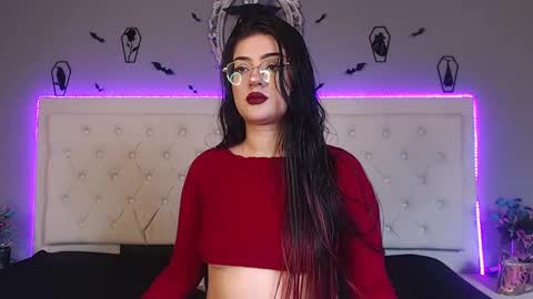 helenamorningstar online show from March 6, 2025, 4:30 am