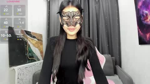 Snapshot of helenblazetrt chatting on May 5, 2026, 2:19 am Hi I am Helen online show from May 5, 2026, 2:19 am