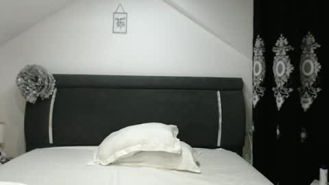 Snapshot of helenhelly chatting on January 9, 2025, 7:31 am helenhelly online show from January 9, 2025, 7:31 am