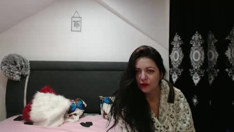 Snapshot of helenhh chatting on February 20, 2025, 10:27 am helenhh online show from February 20, 2025, 10:27 am