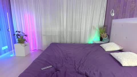 Snapshot of helensunshine chatting on December 17, 2024, 8:32 pm Helen online show from December 17, 2024, 8:32 pm