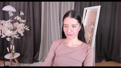 Helen online show from February 22, 2025, 5:55 am