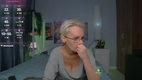 Helga online show from December 4, 2024, 7:12 pm