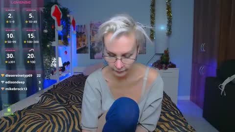 Helga online show from December 23, 2024, 11:49 pm