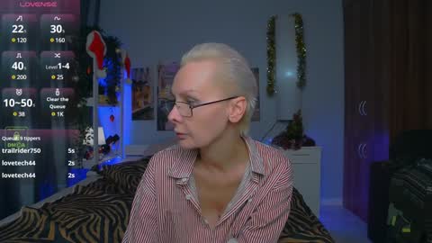 Helga online show from December 25, 2024, 7:02 pm