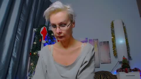 Helga online show from January 12, 2025, 10:33 pm
