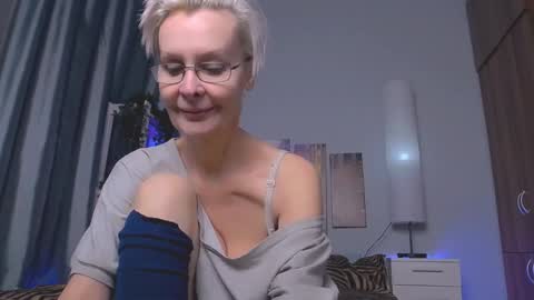Helga online show from January 27, 2025, 3:37 am