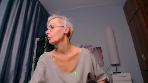Helga online show from February 12, 2025, 6:51 am
