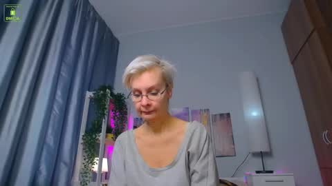Helga online show from February 15, 2025, 7:27 am