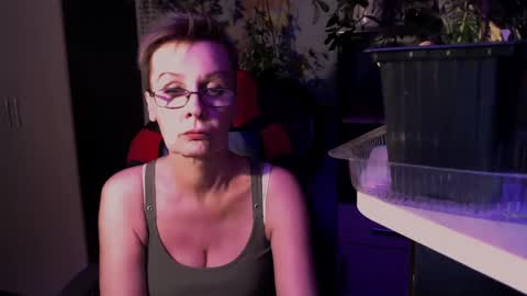 Helga online show from June 2, 2026, 9:06 pm