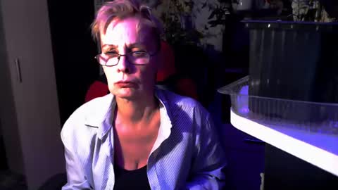 Helga online show from June 15, 2026, 8:33 pm