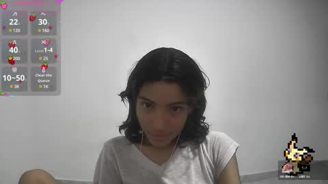 Helia Transfem and Amy online show from February 14, 2025, 4:15 am