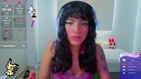 Helia Transfem and Amy online show from February 27, 2026, 5:46 pm