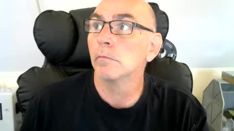 Snapshot of helikev26 chatting on June 8, 2026, 8:48 am helikev26 online show from June 8, 2026, 8:48 am