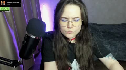 Red online show from December 23, 2024, 11:49 pm