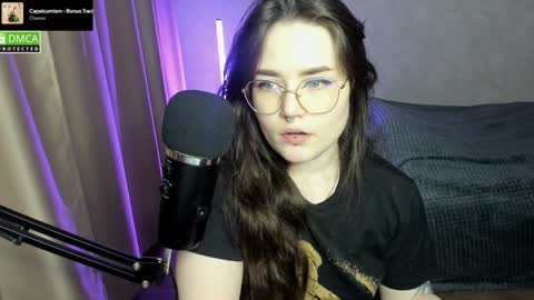 Red online show from February 2, 2025, 6:53 pm