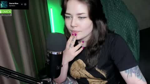 Red online show from June 6, 2026, 6:34 pm