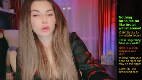 Snapshot of hell_on_heels_ chatting on January 15, 2025, 4:36 am - show loyalty and subscribe -  online show from January 15, 2025, 4:36 am