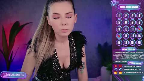 Snapshot of hell_on_heels_ chatting on September 23, 2025, 7:44 am - show loyalty and subscribe -  online show from September 23, 2025, 7:44 am