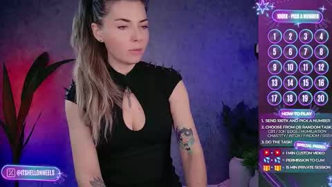 Snapshot of hell_on_heels_ chatting on September 25, 2025, 4:16 am - show loyalty and subscribe -  online show from September 25, 2025, 4:16 am