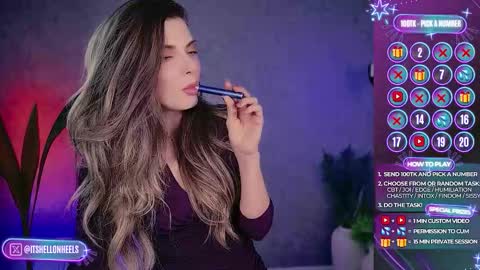 Snapshot of hell_on_heels_ chatting on September 28, 2025, 8:25 pm - show loyalty and subscribe -  online show from September 28, 2025, 8:25 pm