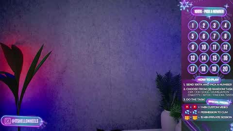 Snapshot of hell_on_heels_ chatting on September 29, 2025, 10:14 pm - show loyalty and subscribe -  online show from September 29, 2025, 10:14 pm