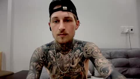 hellacozy online show from April 21, 2026, 4:01 pm