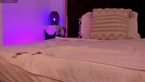 helldy_666 online show from June 7, 2026, 8:45 pm
