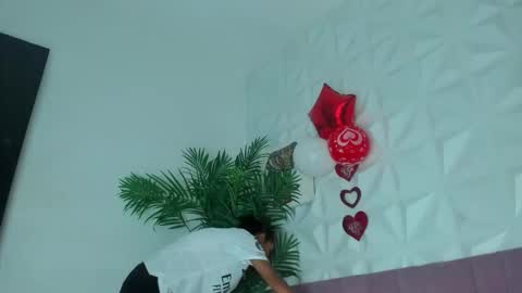 hellen     online show from February 14, 2026, 7:10 pm